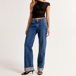 Abercrombie and Fitch Baggy Low Rise Cuffed Blue Jean Curved Love 6R/28